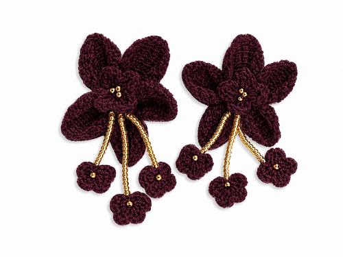 Aretes flor carmesí